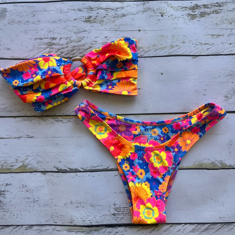 Kulani Kinis Blue Pink Yellow Floral Bikini Top SMALL